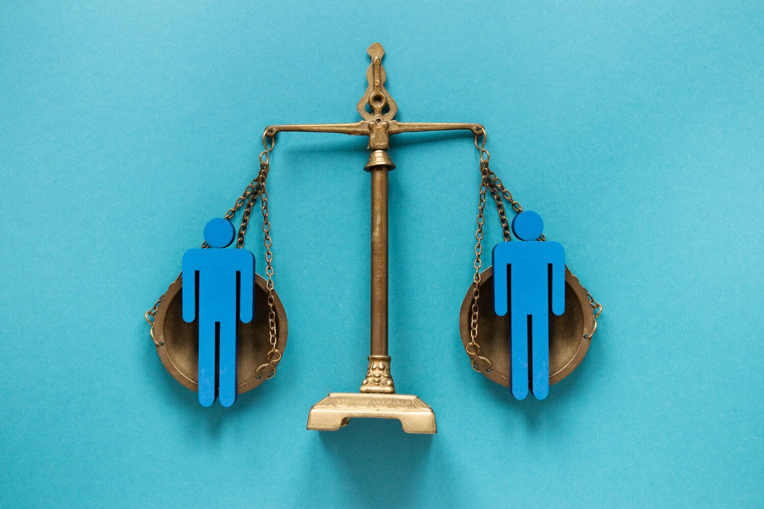 זכויות מול גופים גדולים: איך להגן על עצמך בעולם המודרני